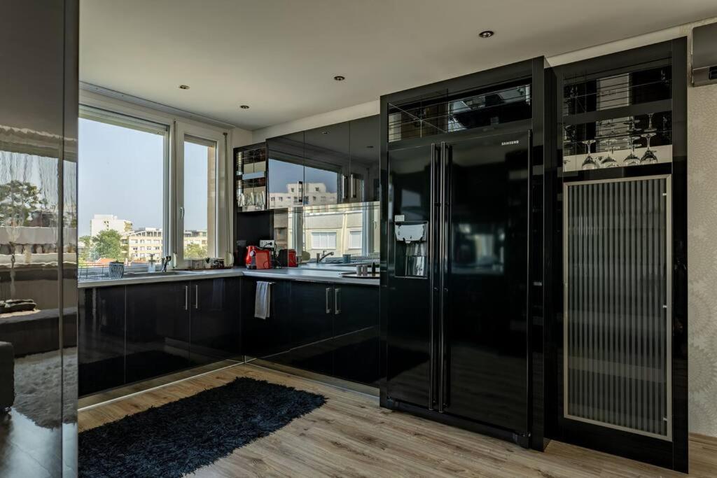 Martonfalvi Penthouse W Jacuzzi เดเบรตเซน ภายนอก รูปภาพ